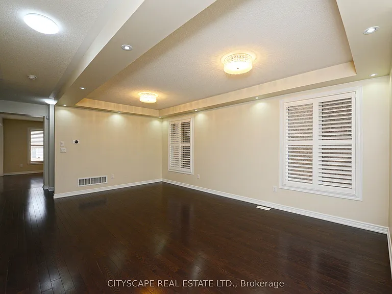 32 Fallmeadow Cir — Photo 4