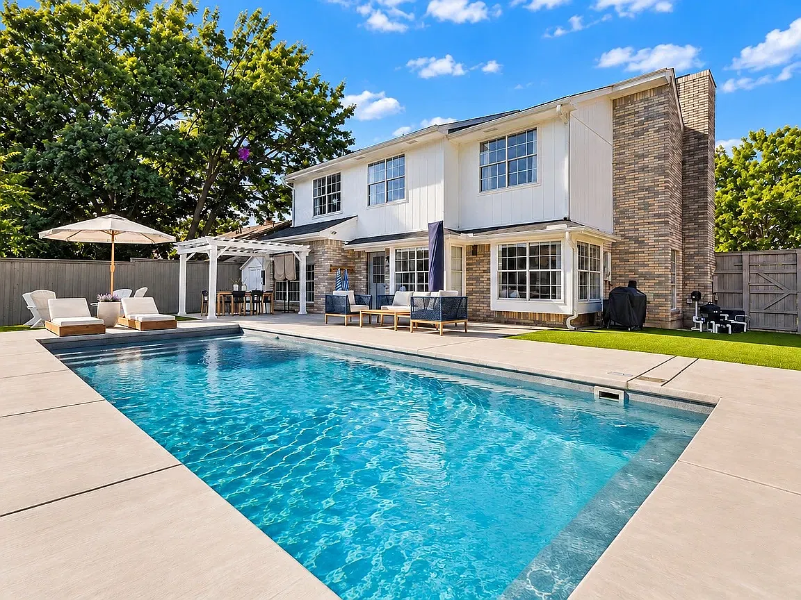 Liberty Ln, Rowlett — Photo 1