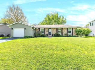 3755 Lexington Dr, Hoffman Estates, IL 60192
