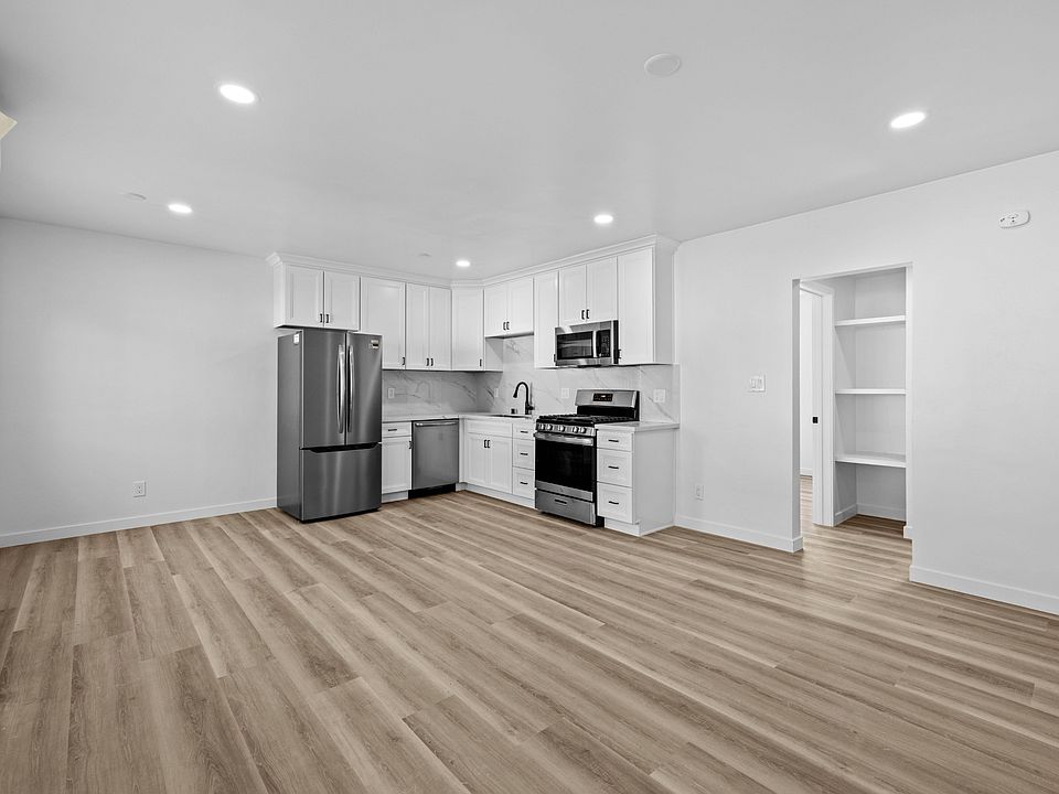 1st image of 4471-73 Louisiana St #B