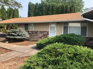 13644 E Burnside St, Portland, OR 97233
