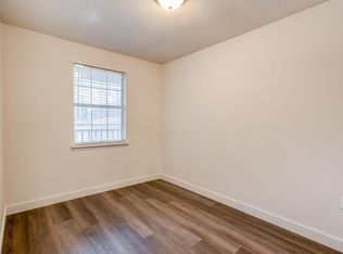 230 N 25th Ave #5-8-12, Hattiesburg, MS 39401