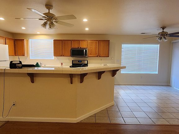 3rd image of 2008 Floral Ct
