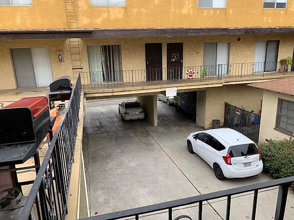 4th image of 11447 Broadway APT 19