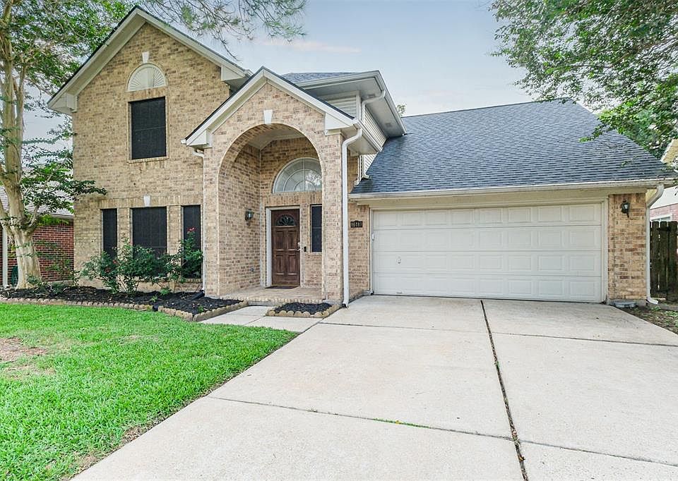 1st image of 16410 Dawncrest Way