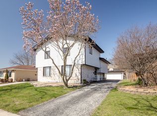 11942 S Tripp Ave, Alsip, IL 60803