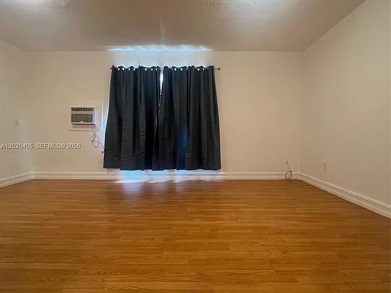 820 Euclid Ave #303 — Photo 16