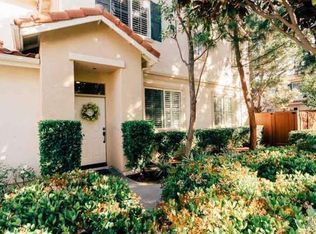 206 Calle Orovista, Camarillo, CA 93012