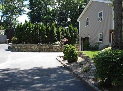3rd image of 7 Herbert Ave