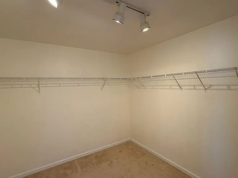 5812 W Perez Ave — Photo 27