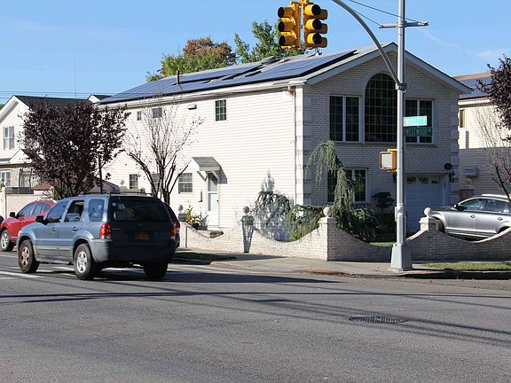 2nd image of 886 Westwood Ave