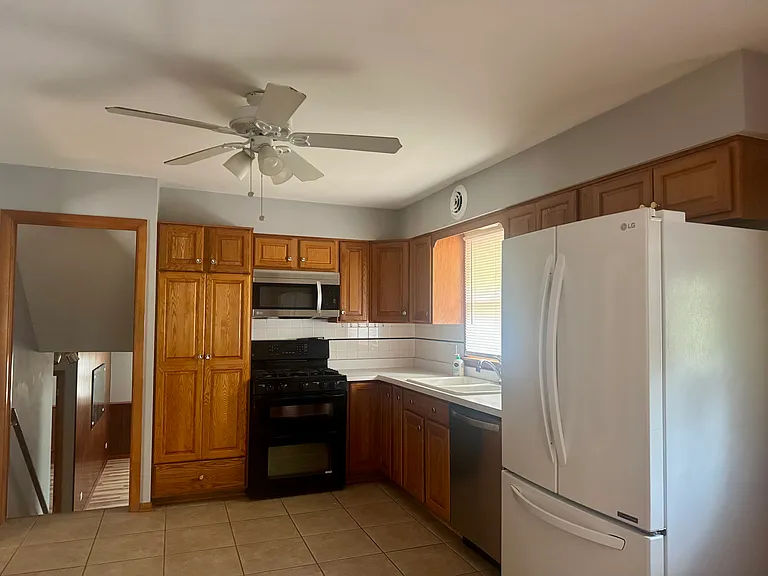 5341 Grand Ave — Photo 4