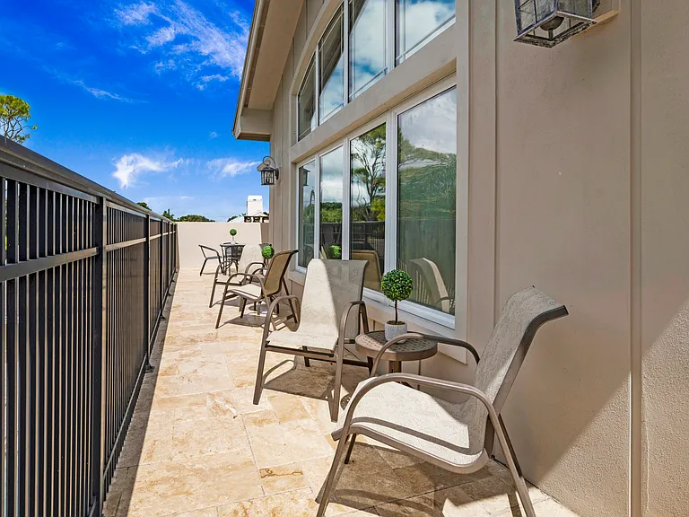 445 Palm River Blvd — Photo 52