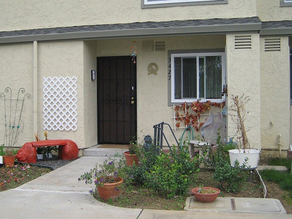 1st image of 3427 Bathgate Ln
