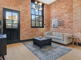 1148 S Peters St #ID1268777P, New Orleans, LA 70130