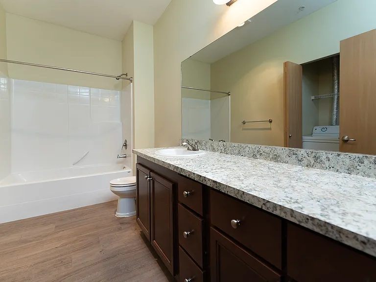 1 Bedroom Standard - 727 Sq Ft 1 Bedroom Standard - 727 Sq Ft
