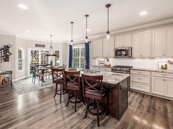 5th image of 1426 Spagnol Ln