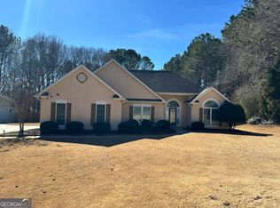 25 Merion Ct, Newnan, GA 30265