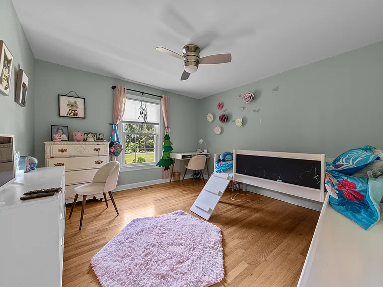 201 Selkirk Trl — Photo 21