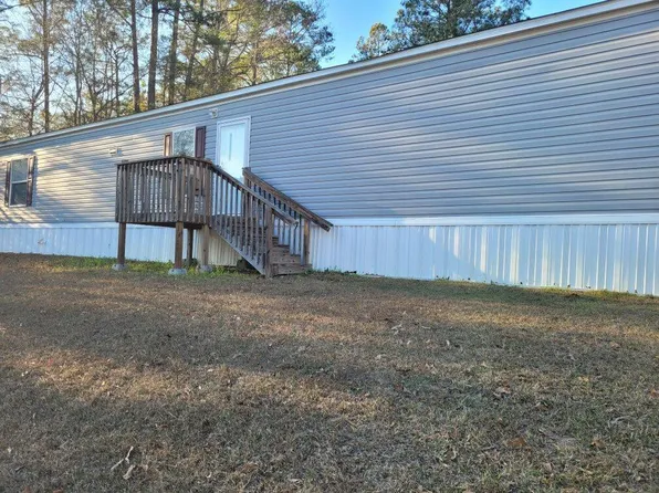 222 Ridgewood Dr, Centerville, GA 31028