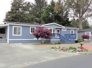 97940 W Benham Ln APT 13, Brookings, OR 97415