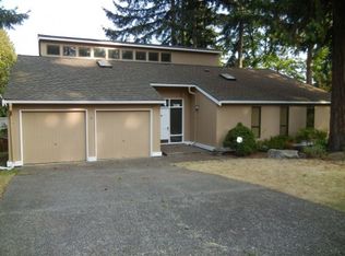 5070 W Mercer Way, Mercer Island, WA 98040