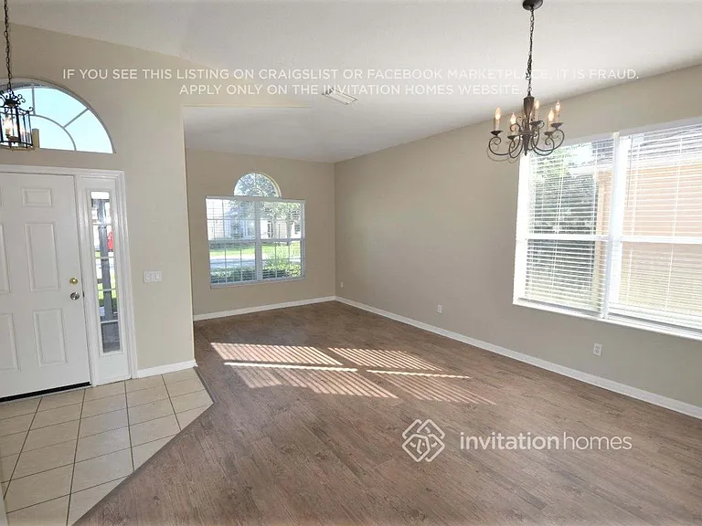 4163 101st Ave E — Photo 2