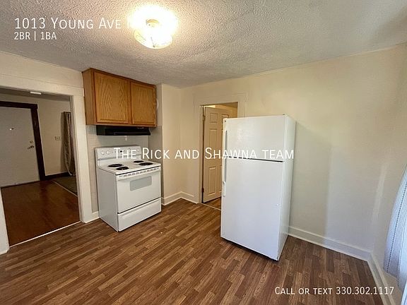 5th image of 1013 Young Ave NE