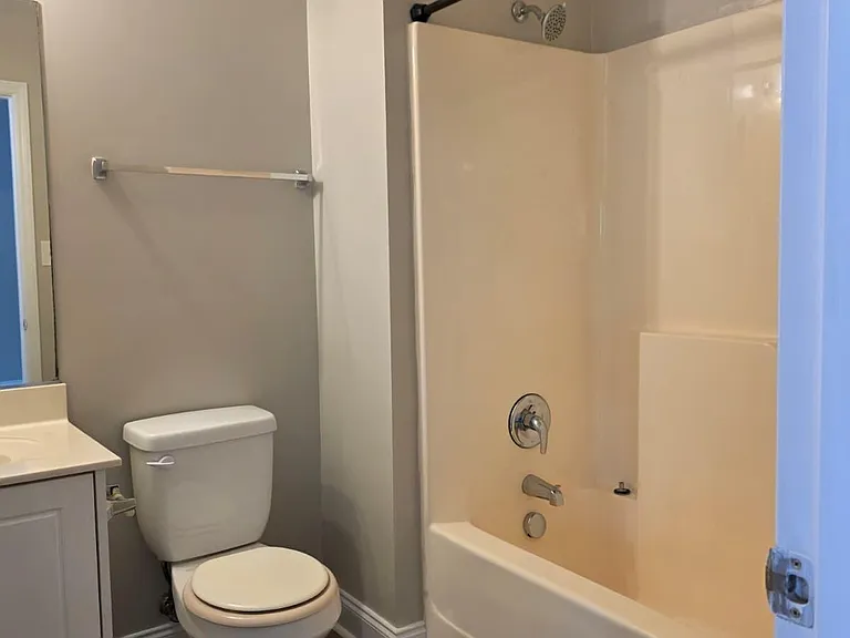 326 Browning Dr — Photo 7