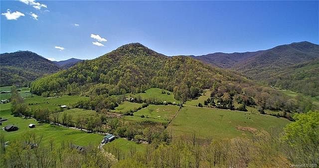2nd image of 2 Conleys Creek Rd