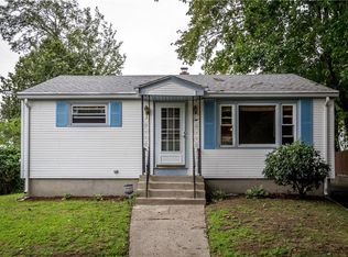 2 Florence St, Johnston, RI 02919