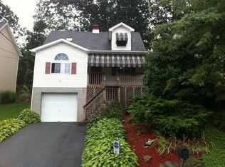 627 Wintermantle Ave, Scranton, PA 18505