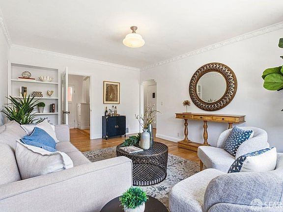 3rd image of 40 28th St APT 1