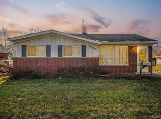 910 Dell Ave, Flint, MI 48507