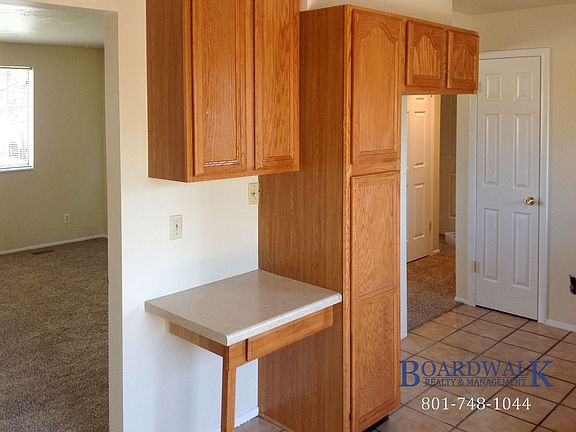 4th image of 5217 W Silvertip Dr