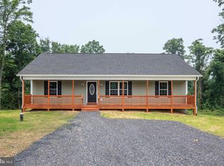 643 Pine Ridge Dr, Front Royal, VA 22630