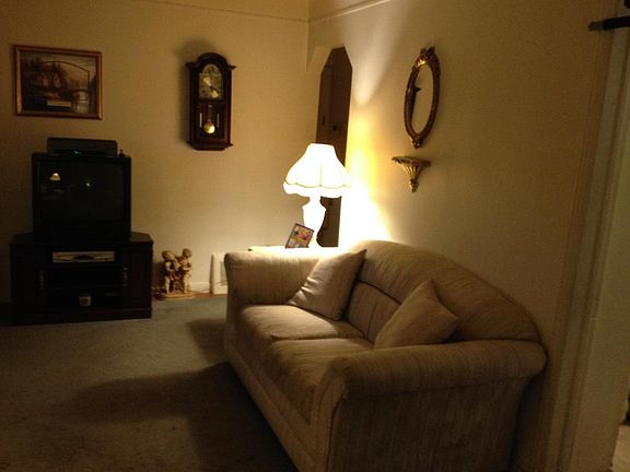 4th image of 12864 Norborne Ave