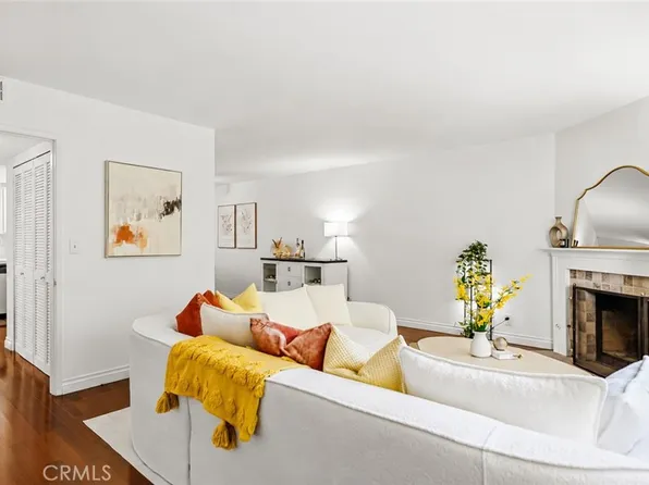 432 S Oak Knoll Ave APT 4, Pasadena, CA 91101
