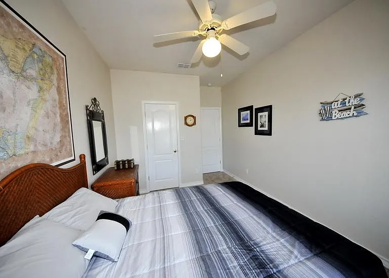 14901 Windward Dr #802 — Photo 28
