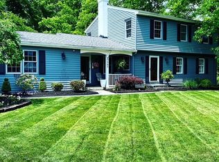9167 White Oaks Cir, Brecksville, OH 44141