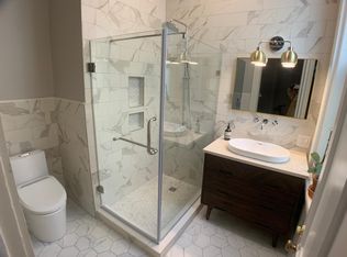 4414 Franklin Blvd #1, Cleveland, OH 44113