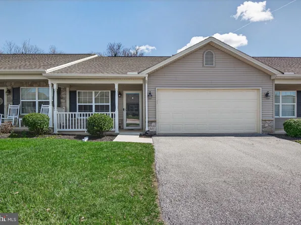 227 Palomino Way Unit 164, Red Lion, PA 17356