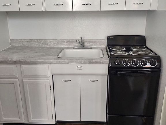 5th image of 2812 2nd Ave N #10