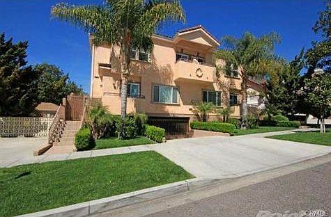 2nd image of 631 E Magnolia Blvd Unit 101