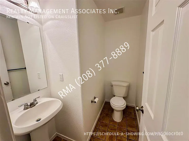 3027 N Betula Ave — Photo 17