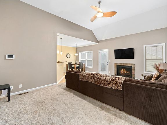 4th image of 314 David Dr