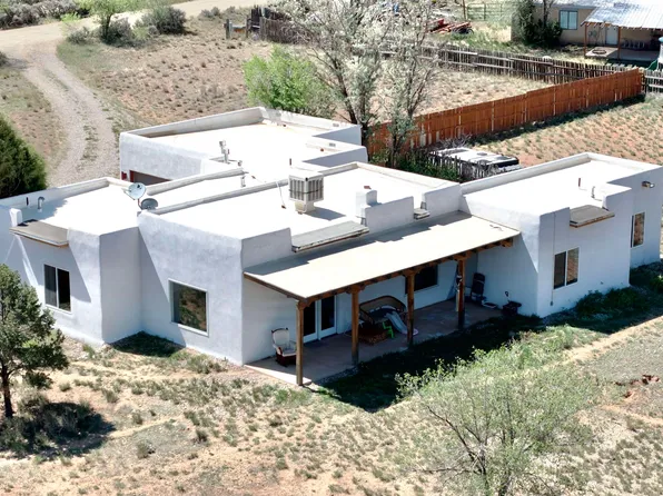 233 Calle Vista, Ranchos de Taos, NM 87557