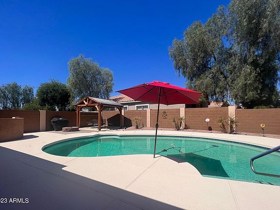 4th image of 15474 W CAMERON Circle