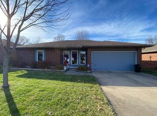 1233 S Paula Ave, Springfield, MO 65804