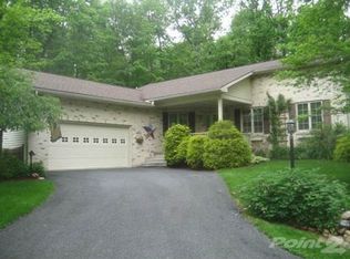 1368 N Cottonwood Rd, Danielsville, PA 18038